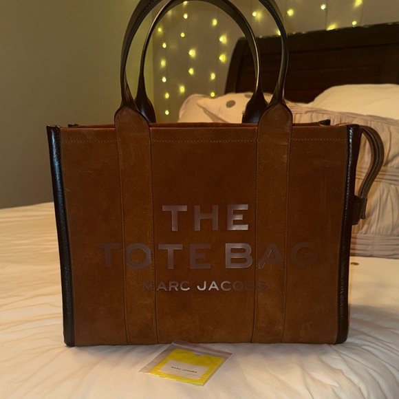 Marc Jacobs Handbags - Marc Jacobs Brown and Black Tote Bag